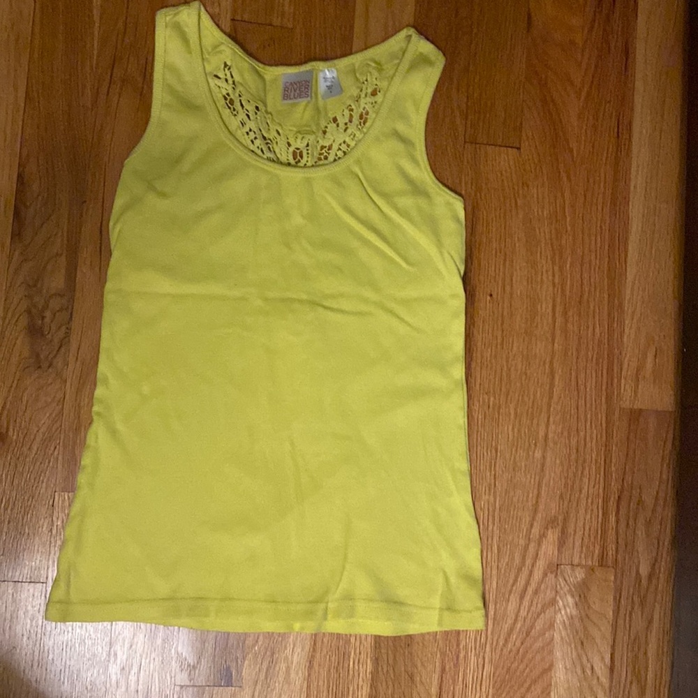 Tank - Picture 1 of 4